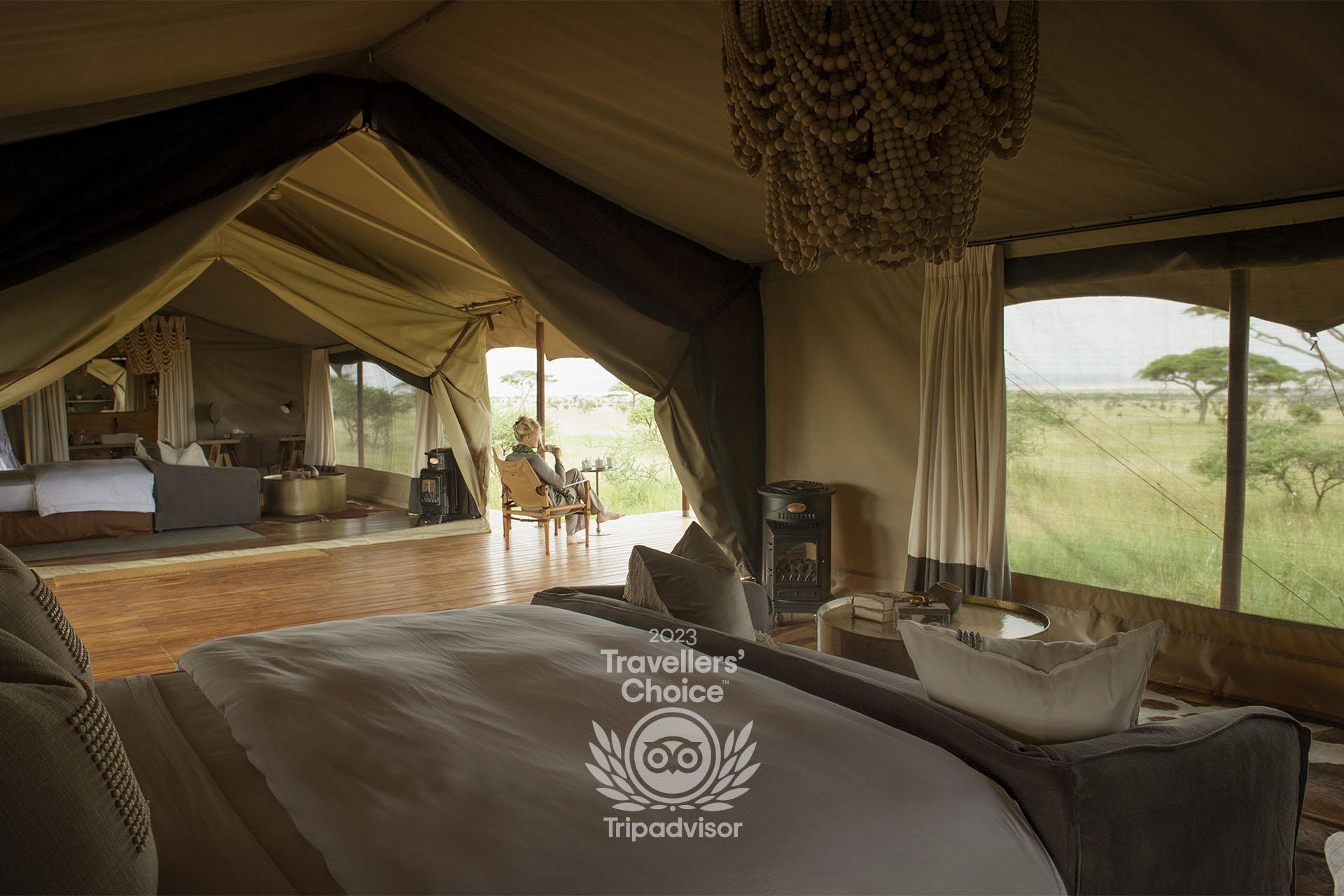A two-bedroomed family tent will also is available for guests travelling with (small) children. An ensuite bathroom with “his and hers” wash hand basins, large shower and proper flush toilet will complete each guest tent